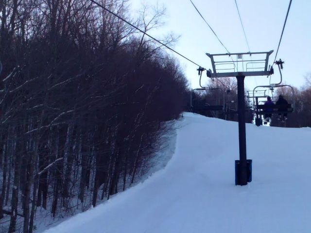 Sunapee Express Quad Lift Line